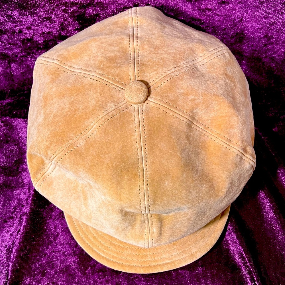 Groovy Mod suede cap by Nine & Co. by Nine West. OS(Sm/Md)